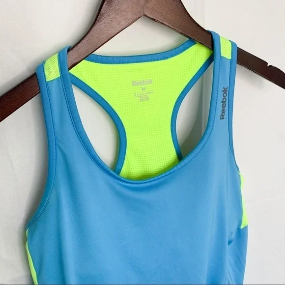 🦩2/$25 Reebok / Racer back active wear tank - Picture 3 of 8